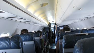 Как правильно выбрать место в самолете?