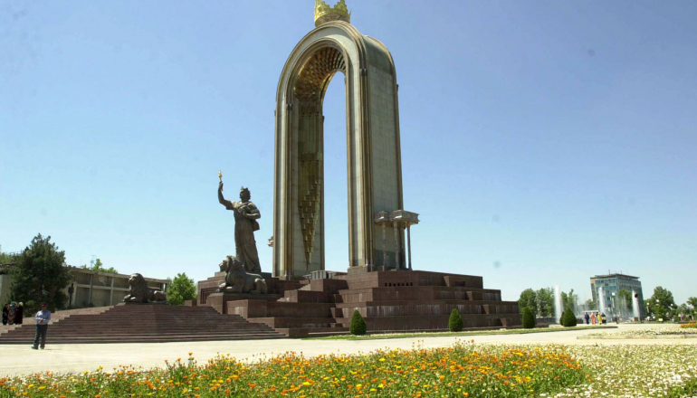 Якутия: возобновление рейсов в Душанбе